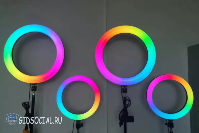 Цветные кольцевые лампы